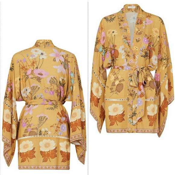 Wild Blooms robe | Spell and the Gypsy Collective - Picture 11 of 13